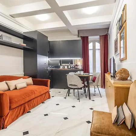 Stylish Spanish Steps Retreat Apartament Rzym