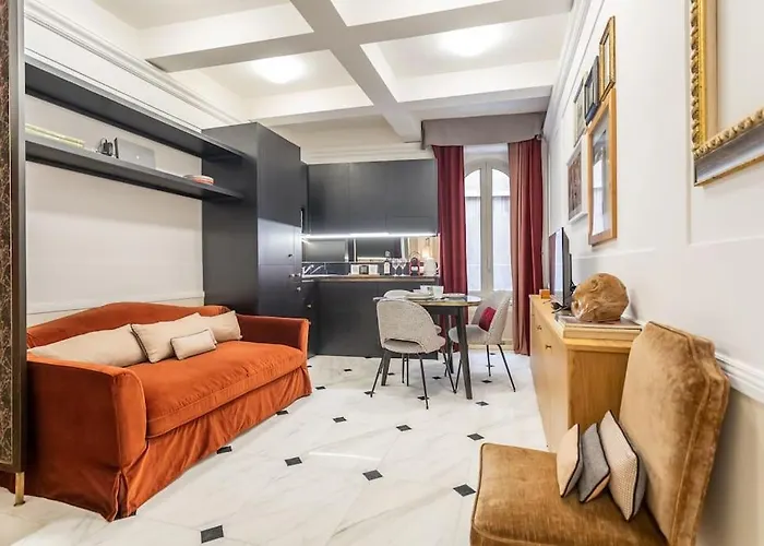 Stylish Spanish Steps Retreat Апартаменты Рим